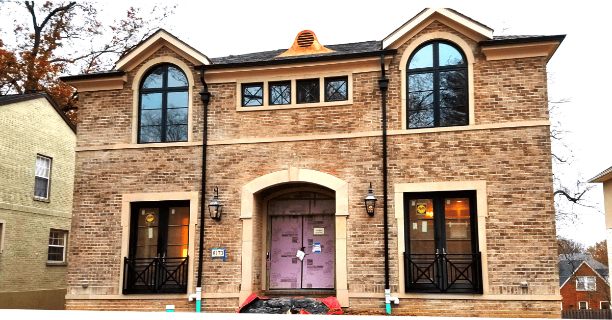 8173 Stratford - Featured Image