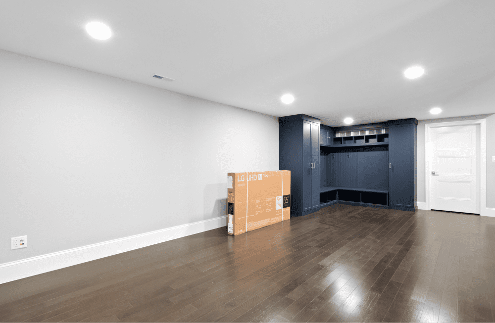 8416 Kingsbury Blvd #4
