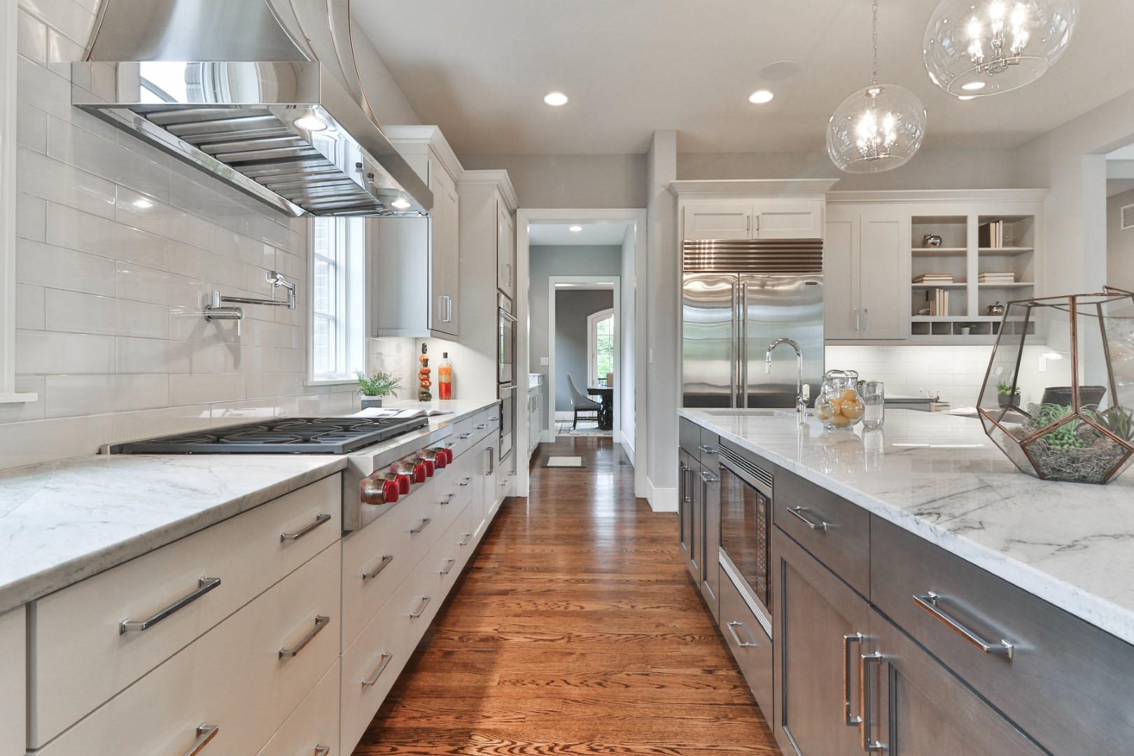 327 N Forsythe 101